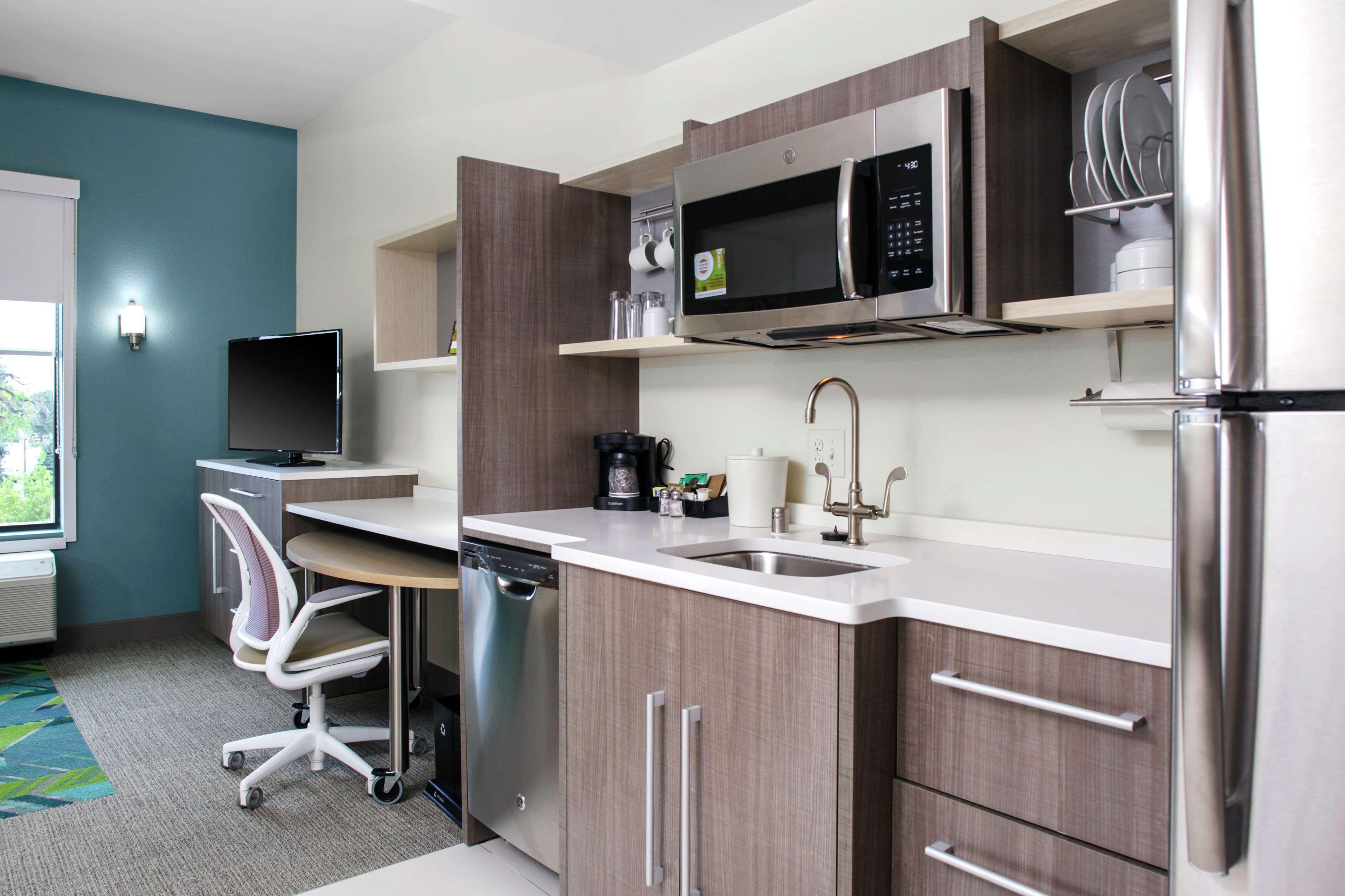 Home2 Suites By Hilton Форт Коллинс Экстерьер фото